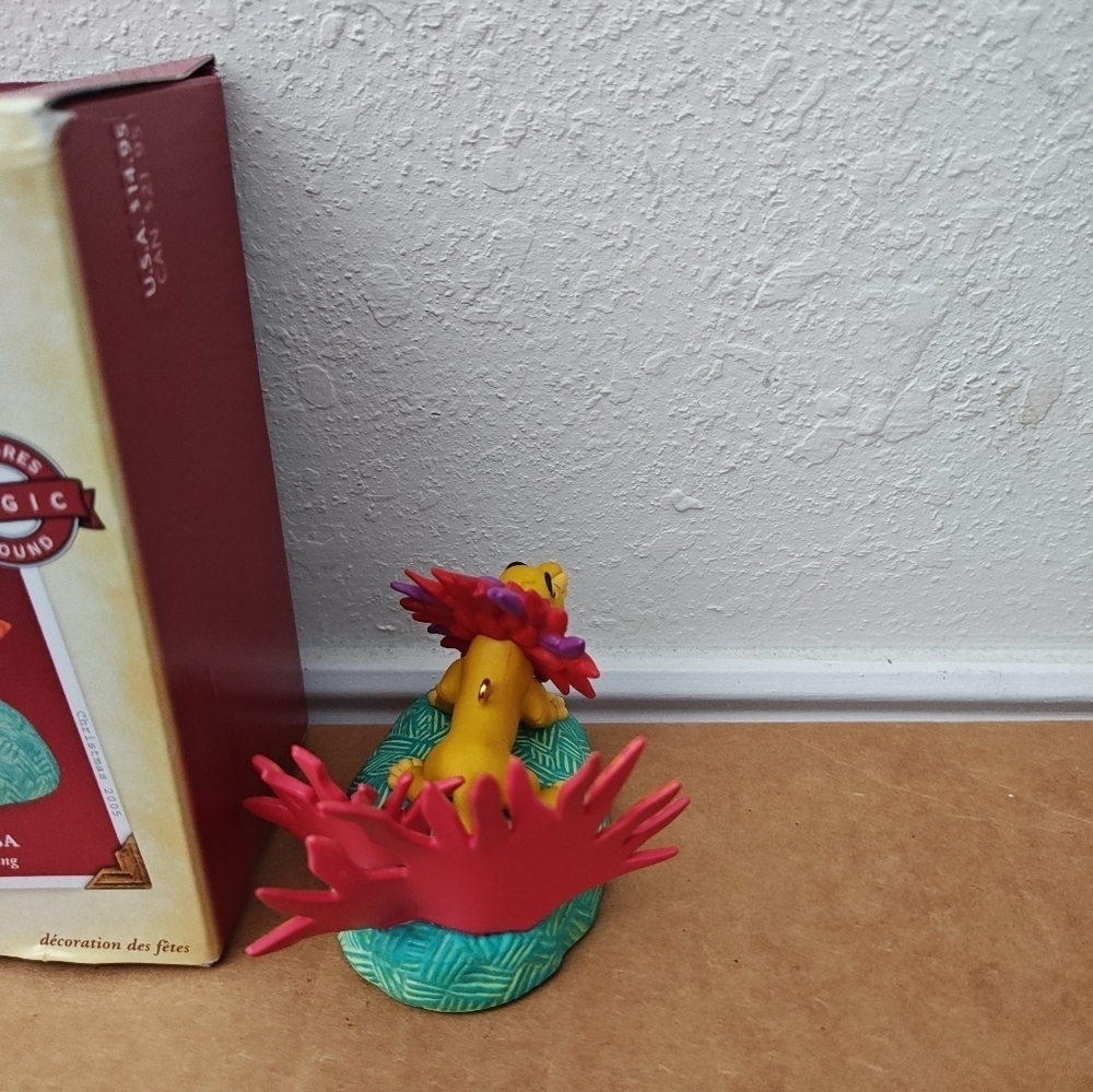 Hallmark Keepsake Mighty Simba Disney's The Lion King - Picture 2 of 3